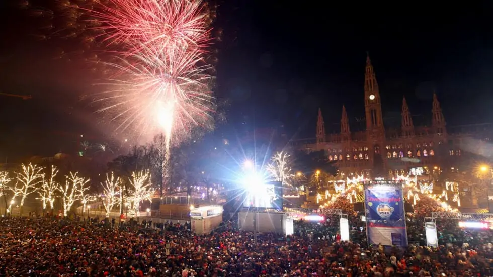 الاحتفال برأس السنة في فيينا أفضل 10 وجهات العالم السياحية للإحتفال برأس السنة 2025