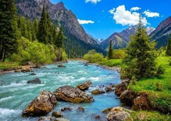 عرض السياحة في قيرغستان 10 أيام
